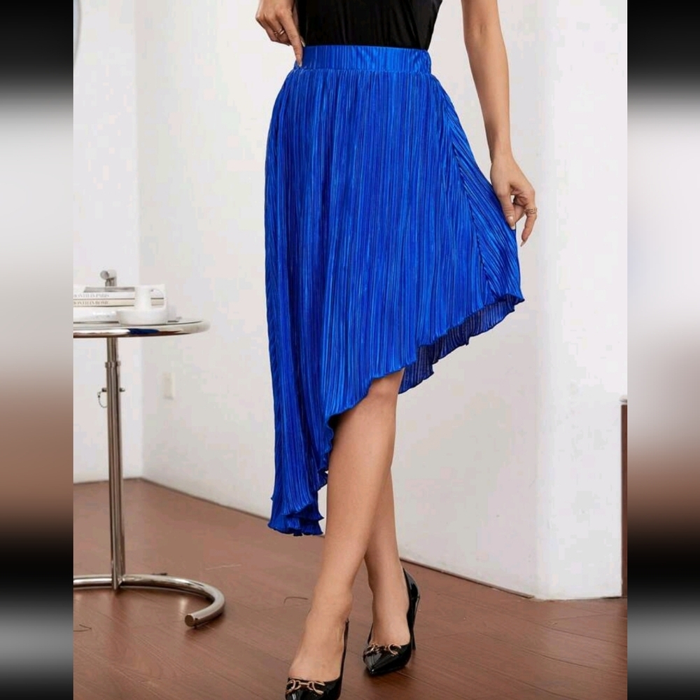 Asymmetrical Plisse Blue Skirt